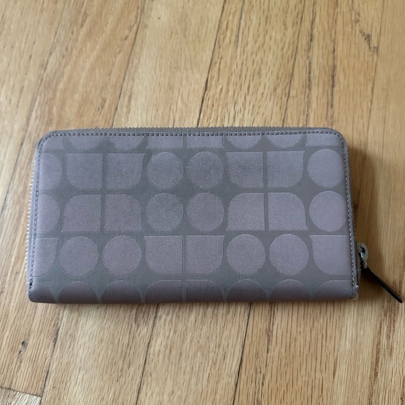 Vintage kate spade Logo tan colored Nylon Zip Around Wallet - Picture 2 of 6